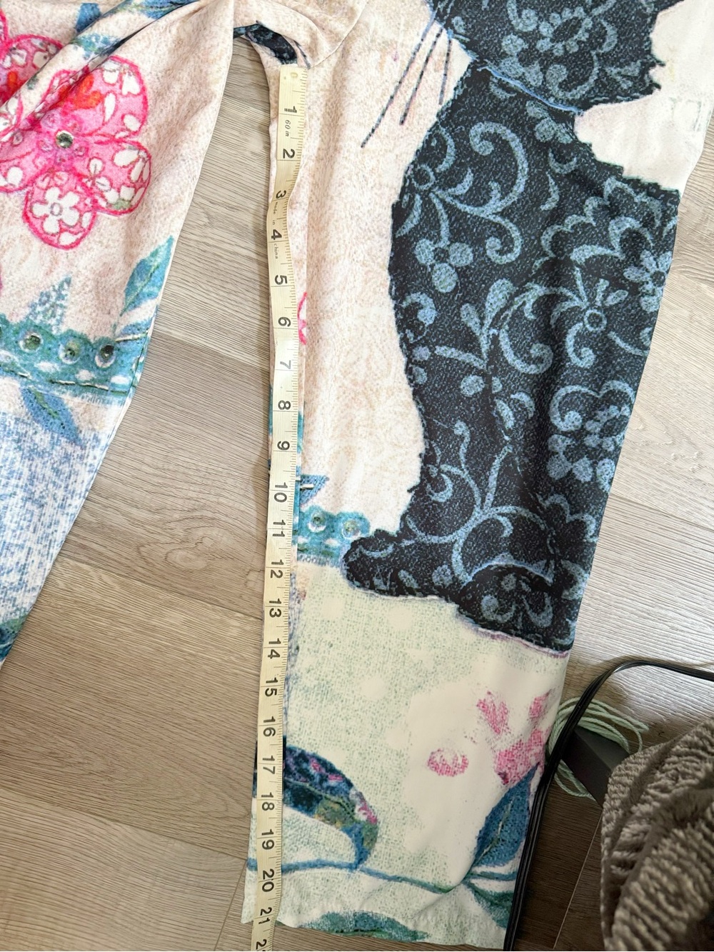 Women's Floral & Cat Print Tie-Strap Jumpsuit - Cream - Picture 8 of 9